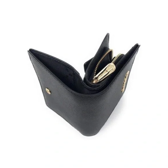 Michael Kors Black Card Holder with Gold Logo - Picture 4 of 7